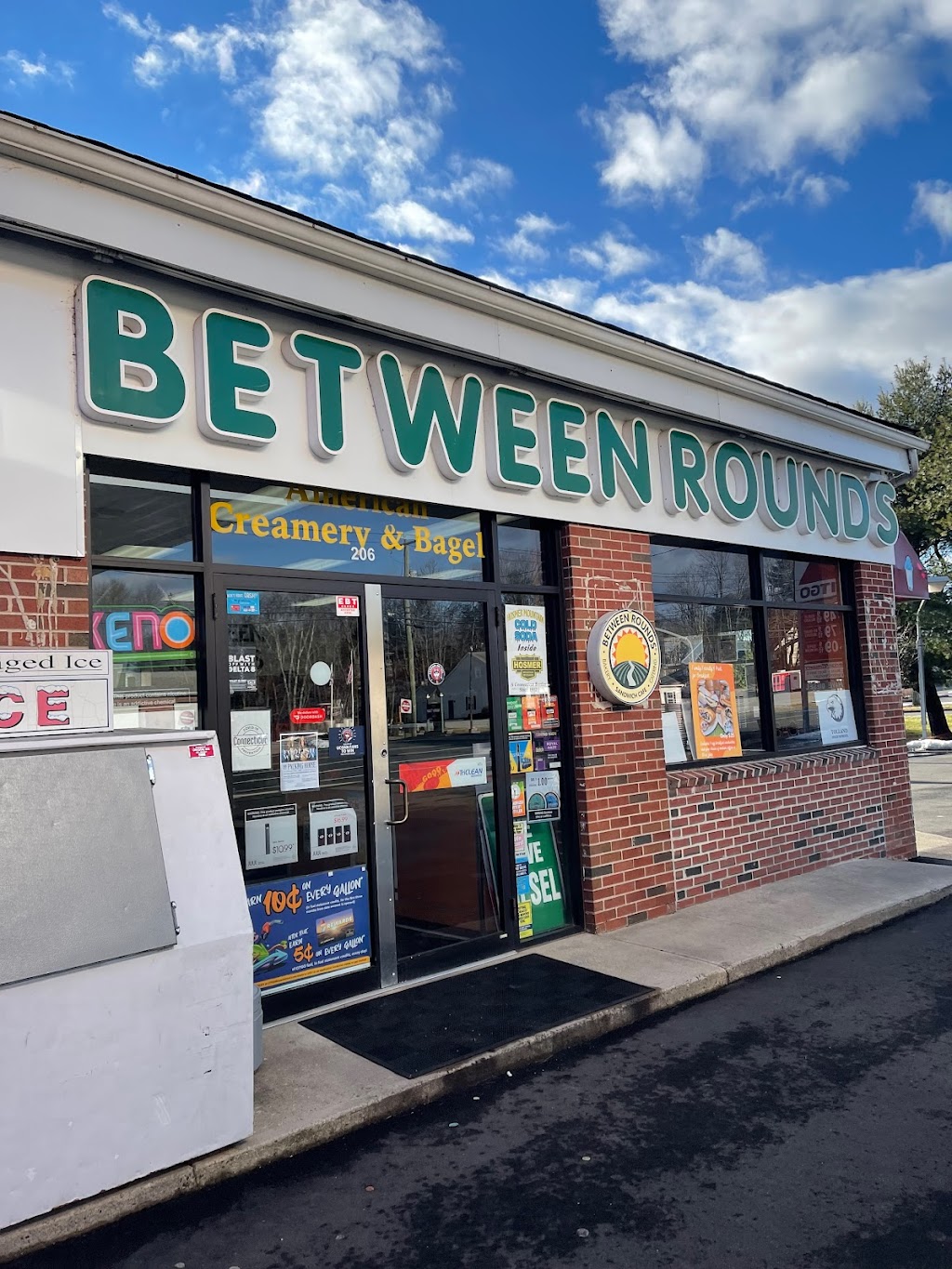 Between Rounds Bakery Sandwich Cafe | 206 Merrow Rd, Tolland, CT 06084 | Phone: (860) 872-8936