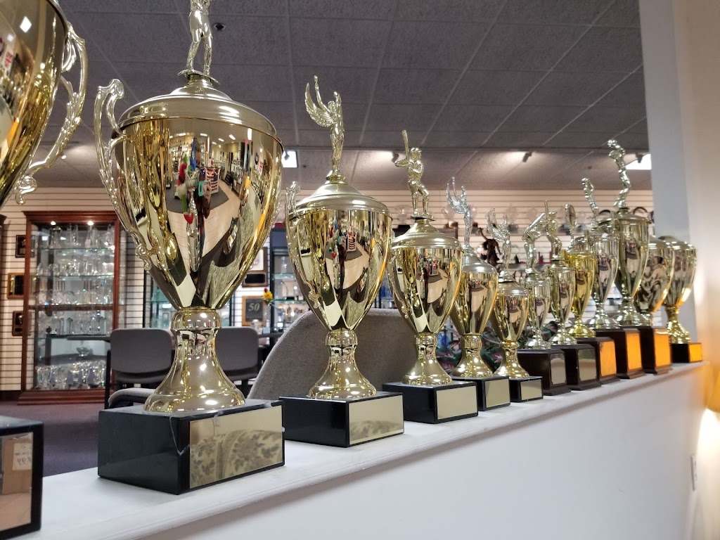 Discount Trophy Awards Center | 1052 Main St, East Hartford, CT 06108 | Phone: (860) 289-6900