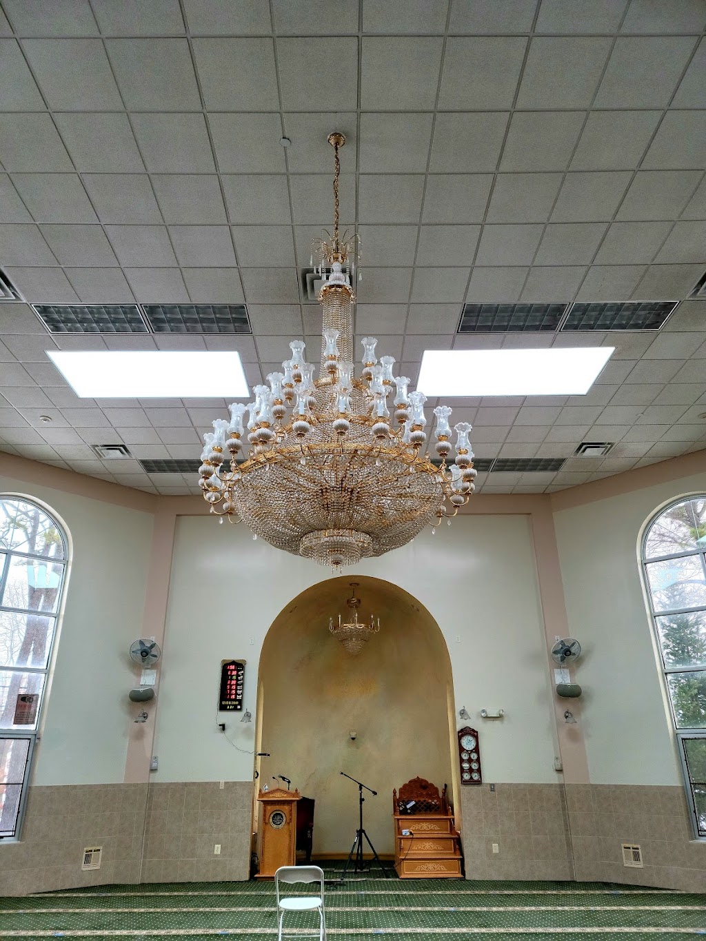 Masjid Darul Quran | 1514 E 3rd Ave, Bay Shore, NY 11706 | Phone: (631) 665-9462