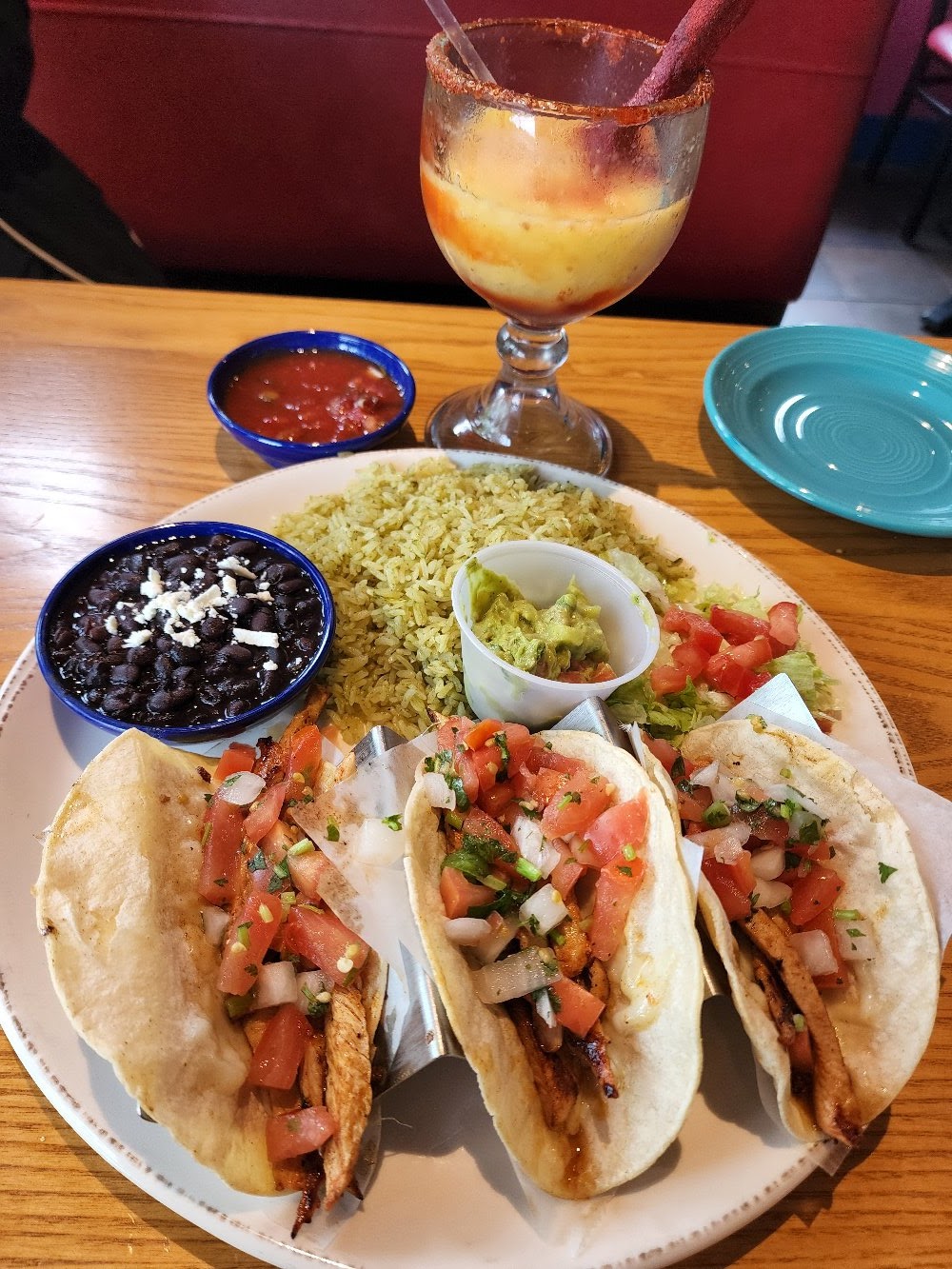 Casa Vallarta Mexican Restaurant | 302 Cooley St, Springfield, MA 01128 | Phone: (413) 391-7394