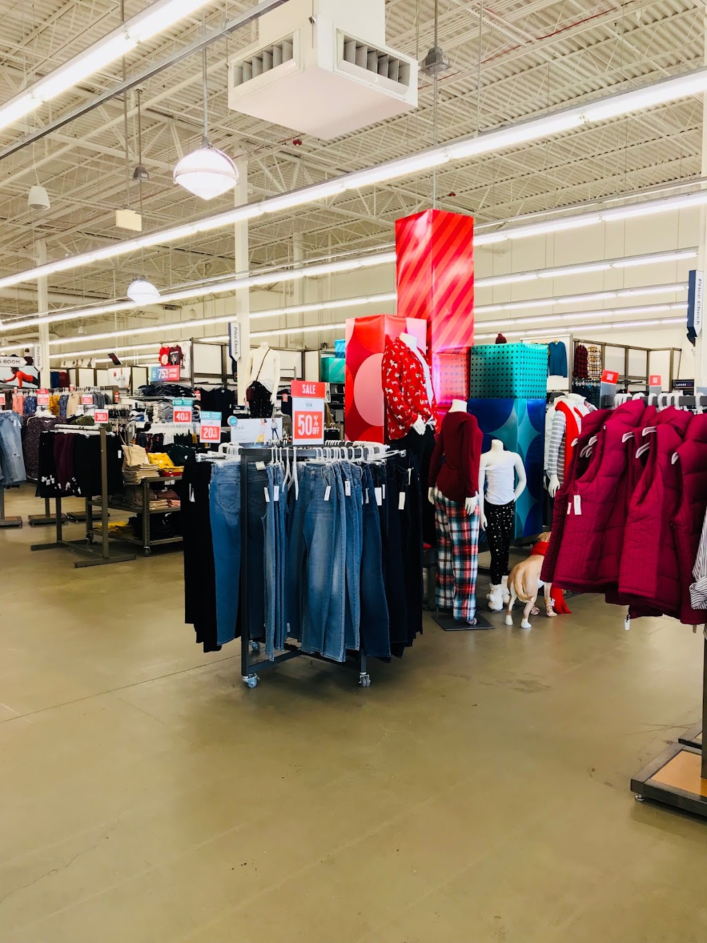 Old Navy | 141 Tuckahoe Rd, Sewell, NJ 08080 | Phone: (856) 728-0394