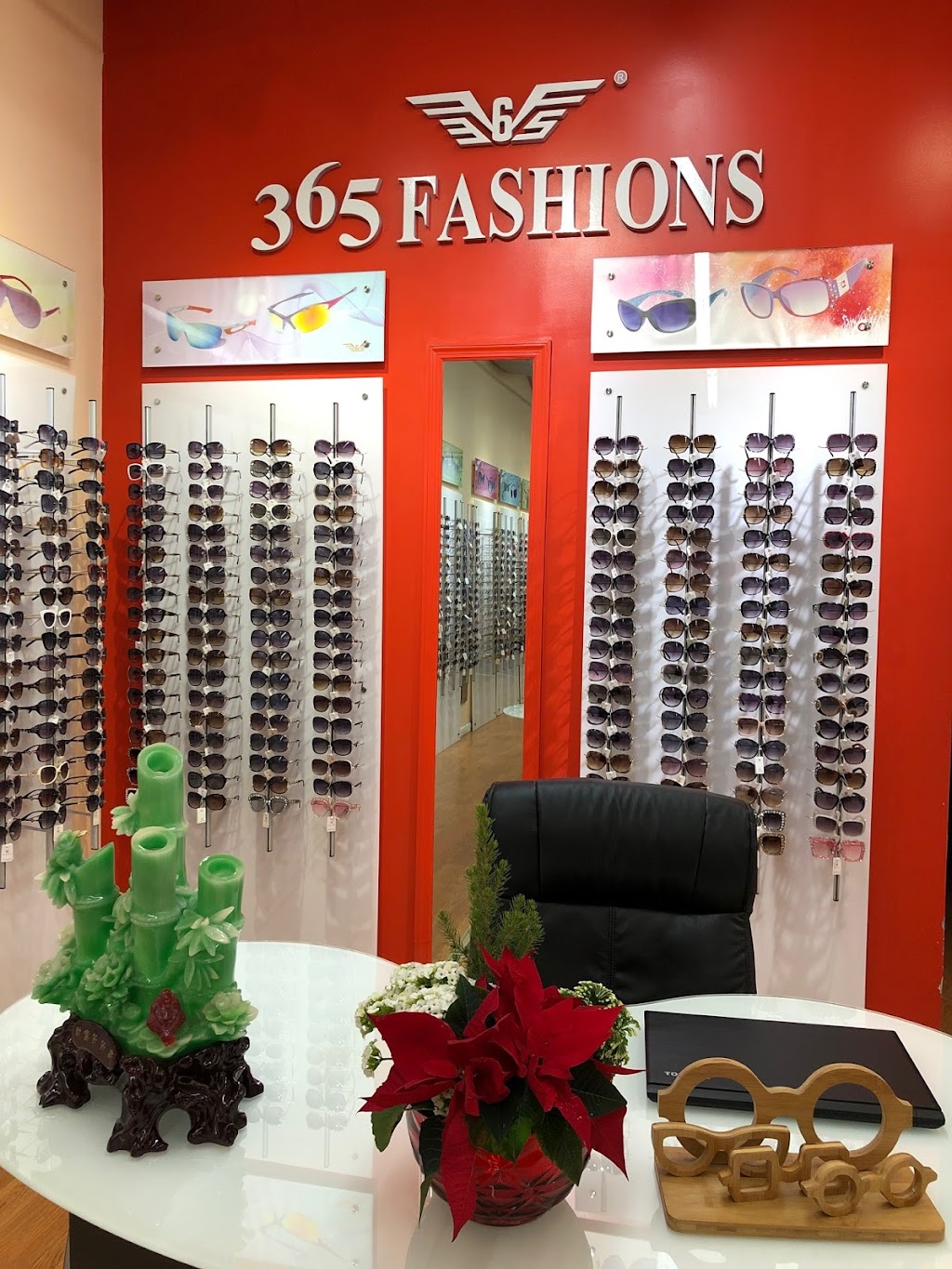 365 Fashions Inc | 1710 Flushing Ave #16, Ridgewood, NY 11385 | Phone: (718) 576-3369