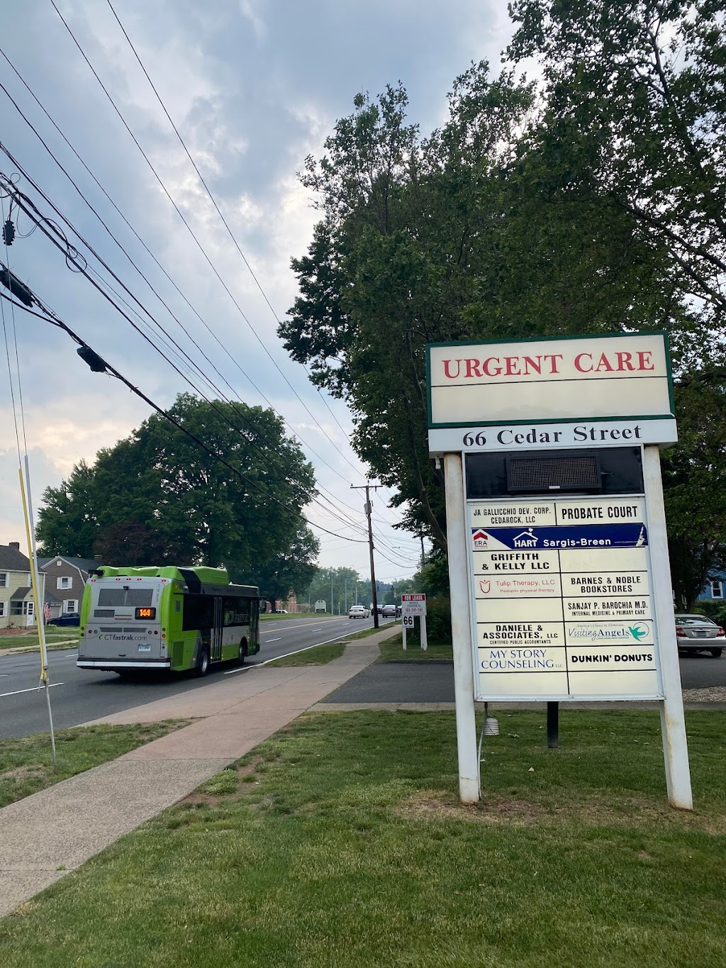 A Walk-In Medical Center: Urgent Care | 66 Cedar St # 100, Newington, CT 06111 | Phone: (860) 436-3226