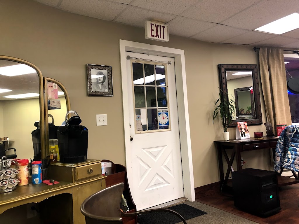 Hair salon | 8 Old North Rd, Amenia, NY 12501 | Phone: (845) 373-8490