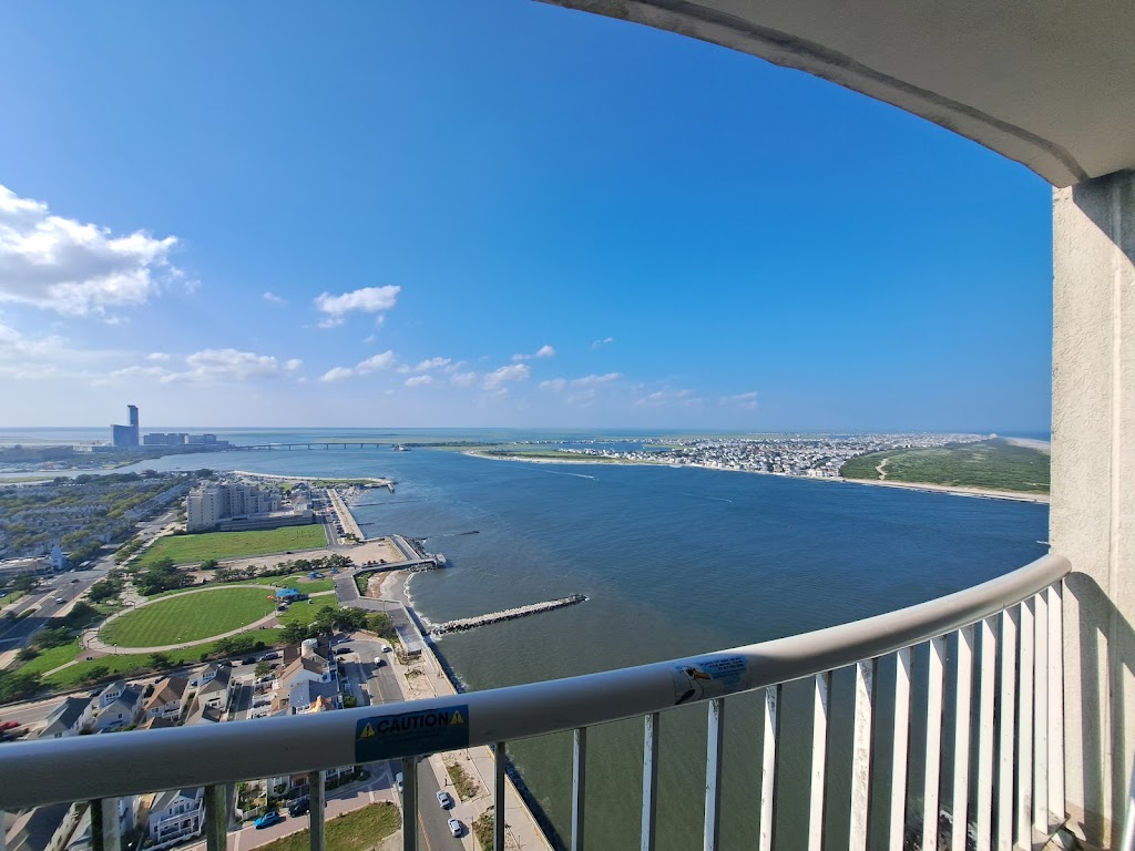 Atlantic City-Waterfront Park-Amazing 360 views | 126 Madison Ave, Atlantic City, NJ 08401 | Phone: (215) 236-7101