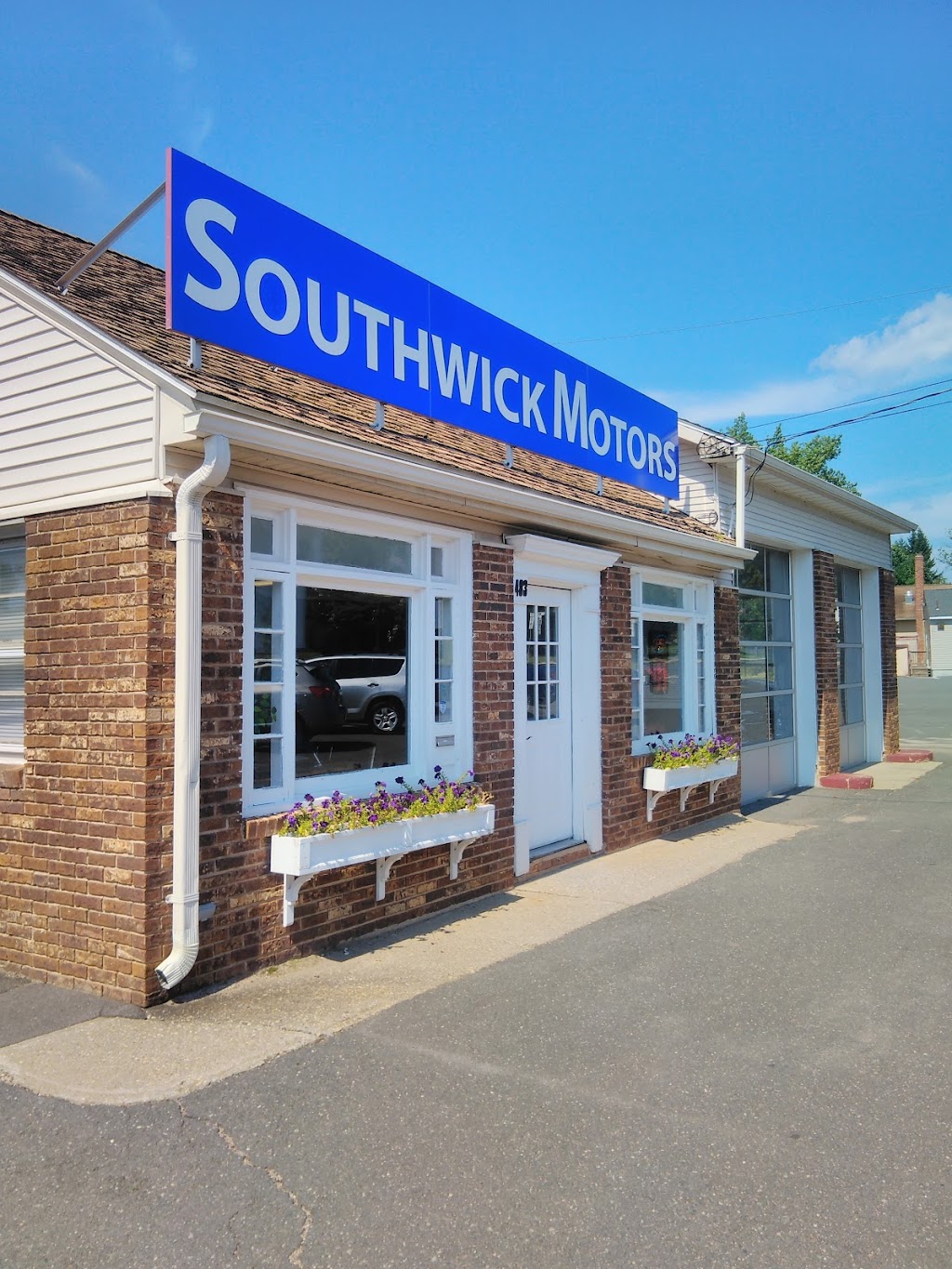 Southwick Motors | 483 College Hwy, Southwick, MA 01077 | Phone: (413) 569-1000