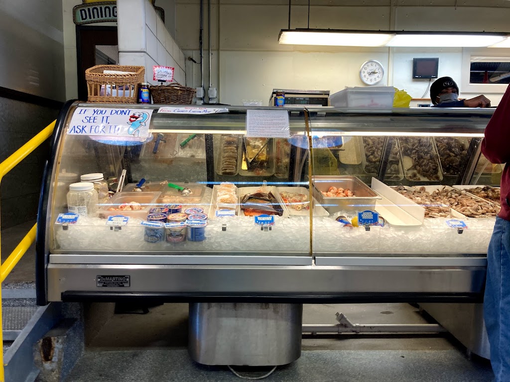 City Fish Market Inc | 884 Silas Deane Hwy, Wethersfield, CT 06109 | Phone: (860) 522-3129