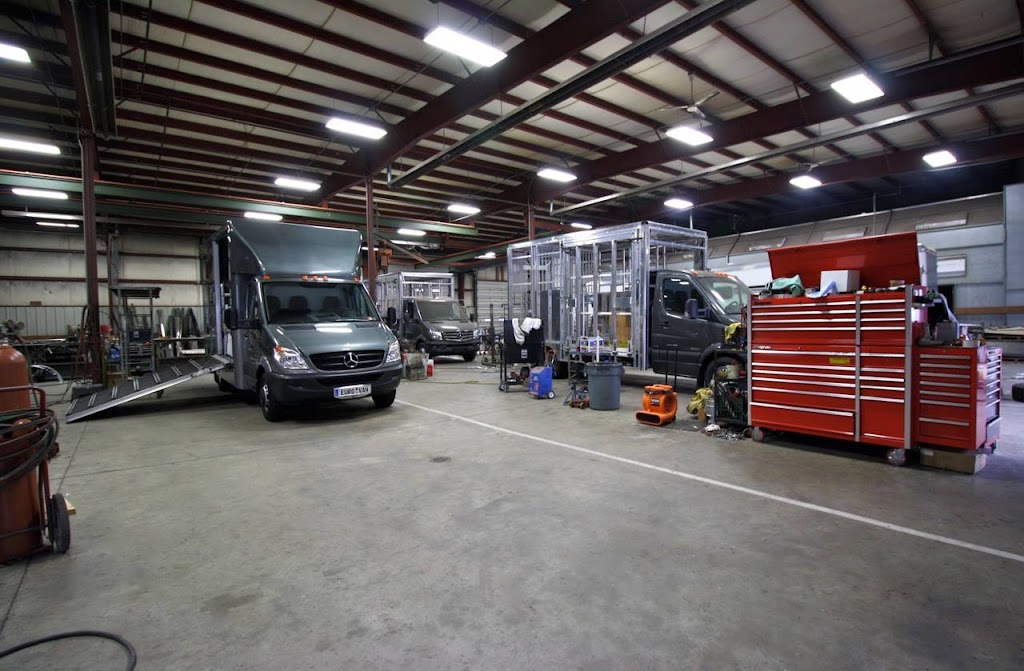 Frank DiBella Deluxe Horse Vans | 39 Sheridan Ln #3402, Pottstown, PA 19464 | Phone: (610) 495-2270