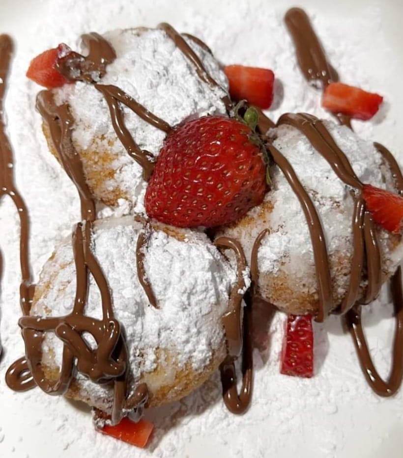 Sweet Princess Mini Donuts | 672 Dickinson St, Springfield, MA 01108 | Phone: (413) 349-5453