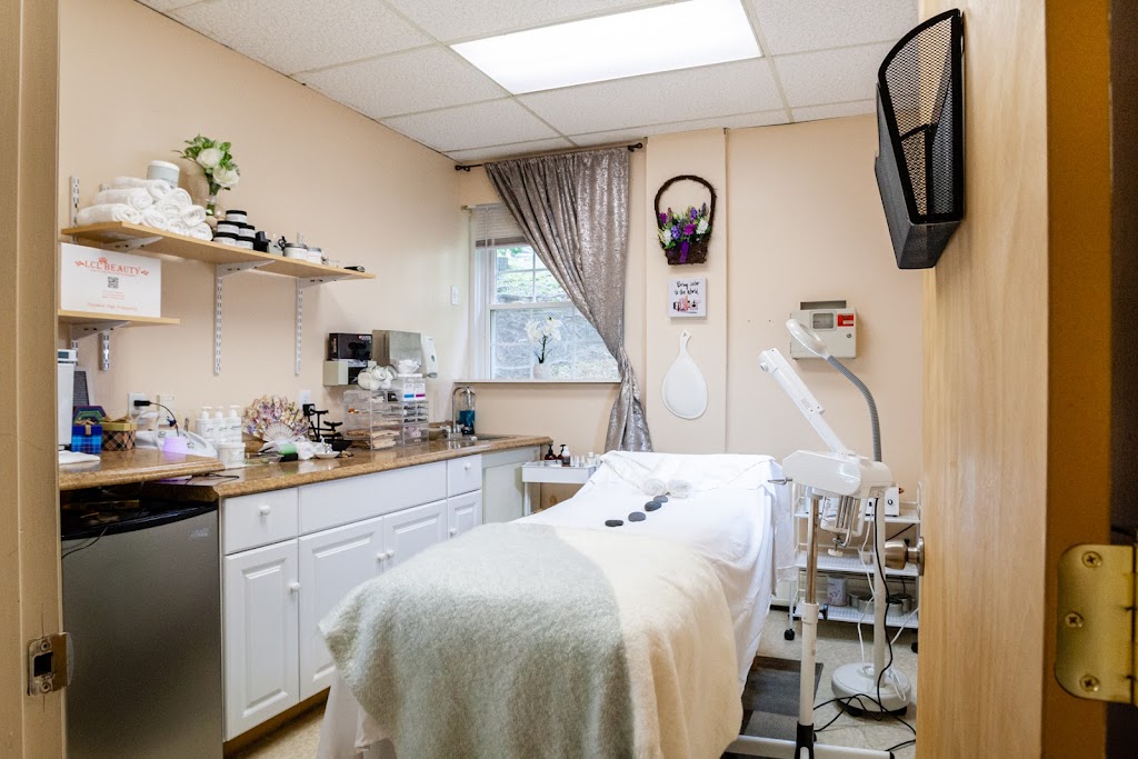 Abbeauté Studio | 2 Stowe Rd, Peekskill, NY 10566 | Phone: (914) 243-1555