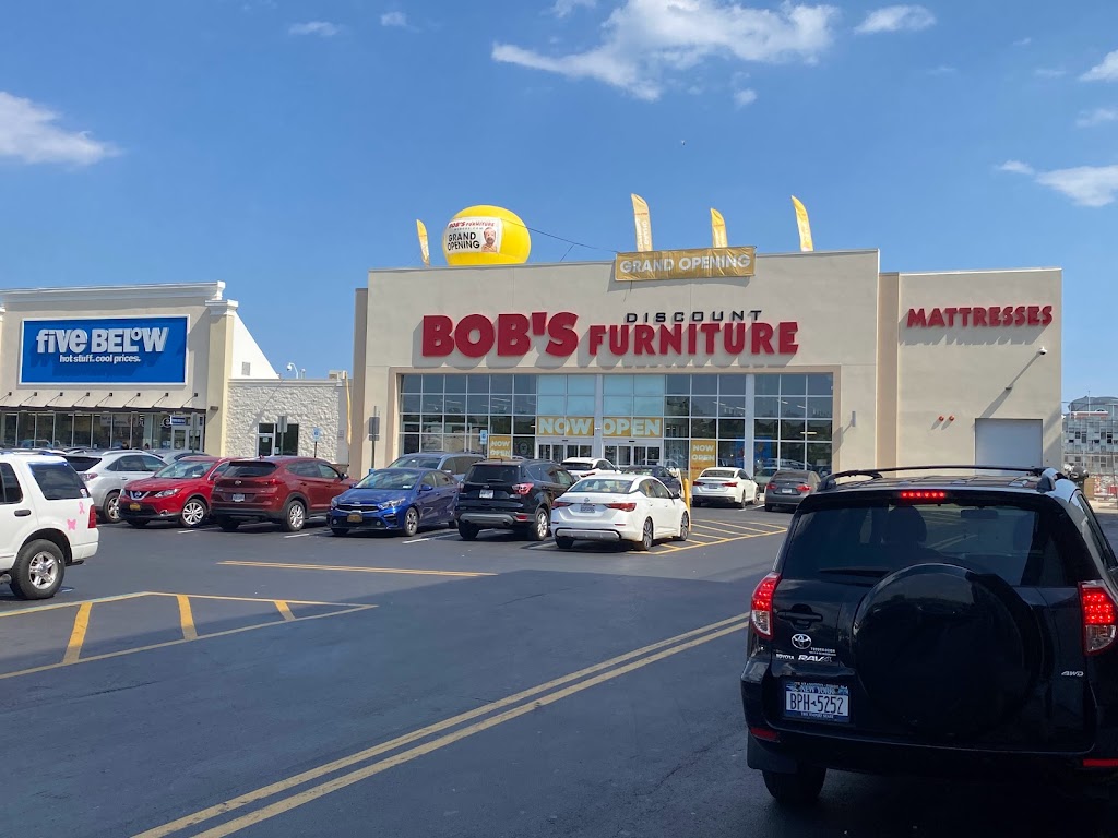 Bobs Discount Furniture and Mattress Store | 8949 Bay Pkwy, Brooklyn, NY 11214 | Phone: (929) 992-4055