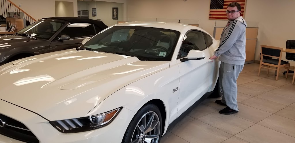 Freehold Ford Inc | 3572 US-9, Freehold Township, NJ 07728 | Phone: (732) 462-3131