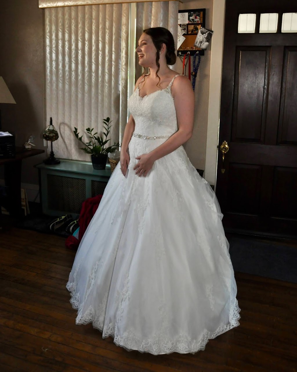 Bridals by Sandra | 56 E Lawn Rd, Nazareth, PA 18064 | Phone: (610) 759-5156
