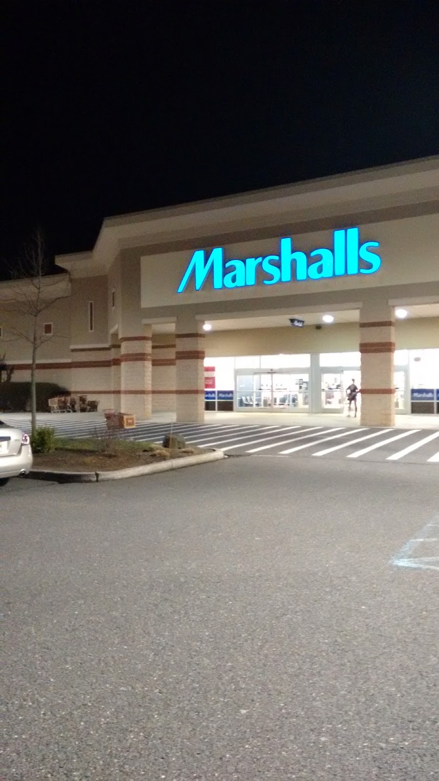 Marshalls | 55 US-9, Manalapan Township, NJ 07726 | Phone: (732) 780-1508