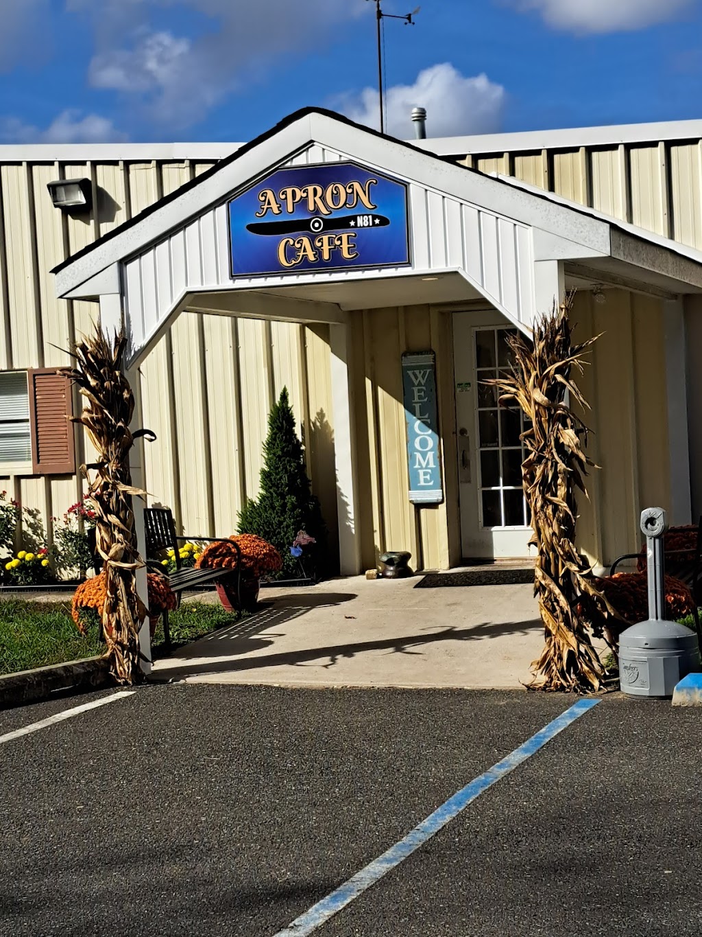 Apron Cafe | 75 Academy Dr, Hammonton, NJ 08037 | Phone: (609) 547-5018