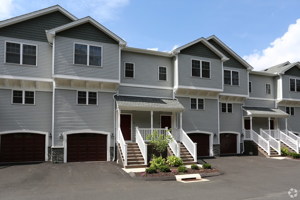 Greenway Village | 24 Mill Pond Dr, Granby, CT 06035 | Phone: (860) 995-3411