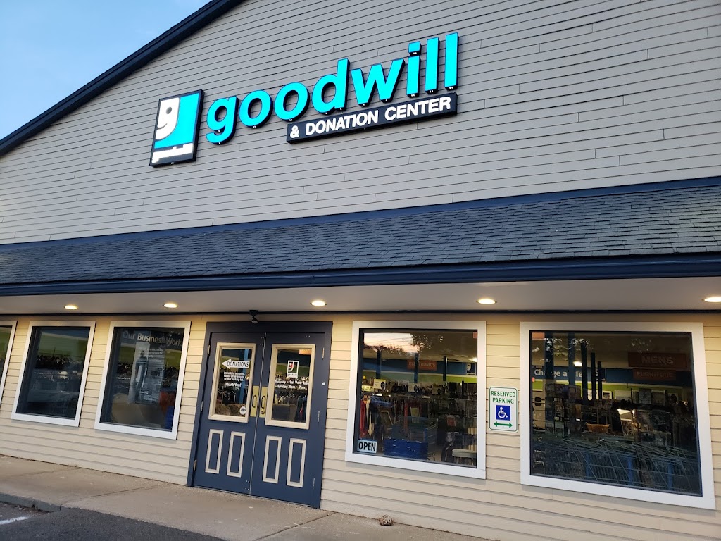Goodwill Retail Store & Donation Center | 228 Stockbridge Rd, Great Barrington, MA 01230 | Phone: (413) 344-1920