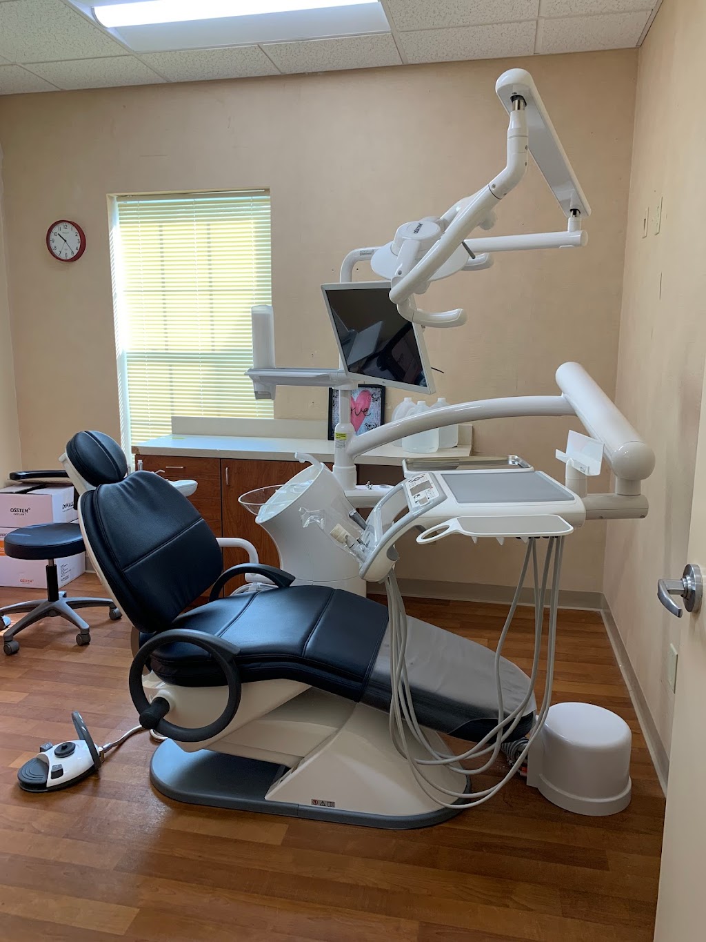 Village Dental Clinic | 46 Vreeland Dr Suite 3, Skillman, NJ 08558 | Phone: (609) 924-4421