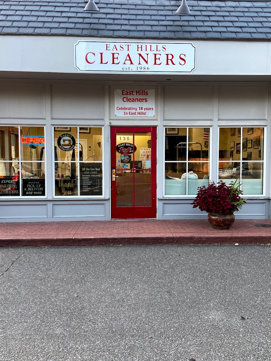 East Hills Cleaners | 130 Glen Cove Rd, East Hills, NY 11577 | Phone: (516) 626-0682