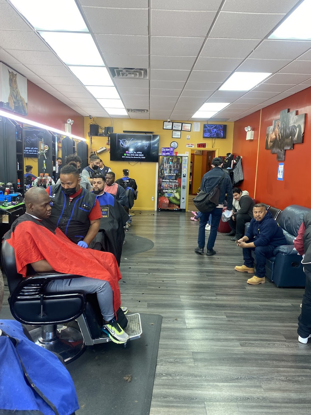 Lewis Barbershop | 898 Old Country Rd, Westbury, NY 11590 | Phone: (516) 280-8678