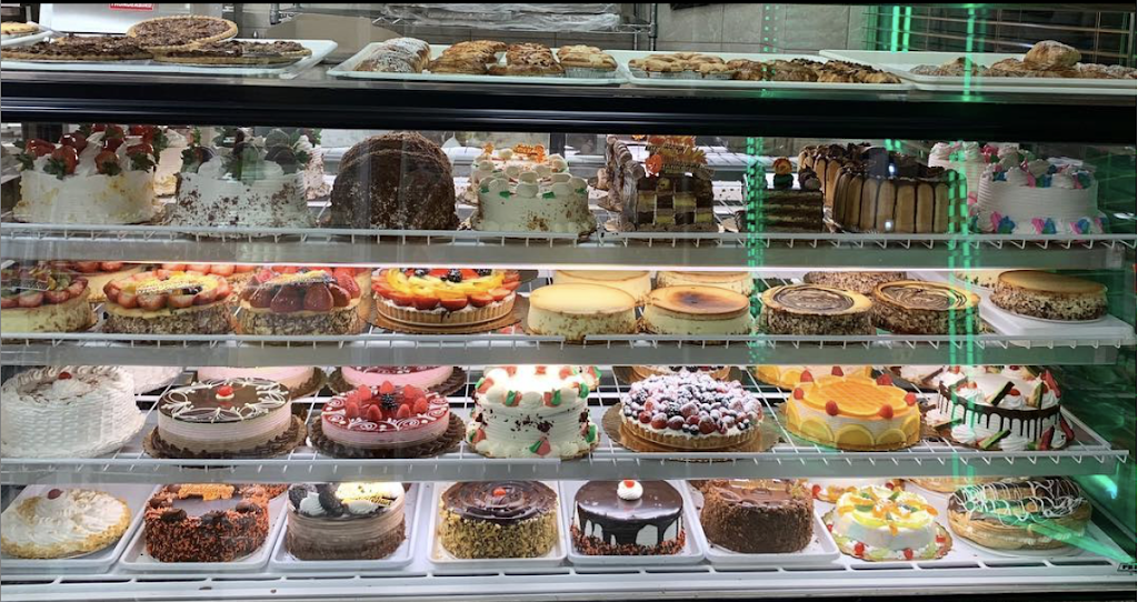 Amici Bakery & Pastry Shop | 477 Spotswood Englishtown Rd, Monroe Township, NJ 08831 | Phone: (732) 521-0028