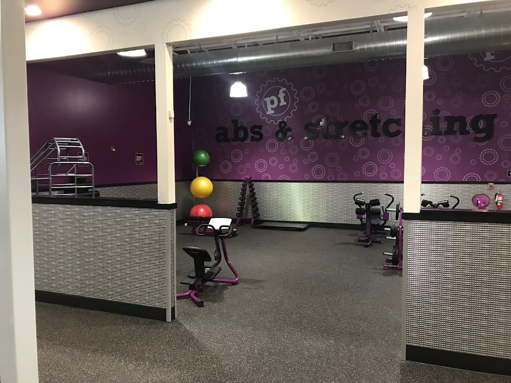 Planet Fitness | 440 Boston Post Rd, Orange, CT 06477 | Phone: (203) 795-9848