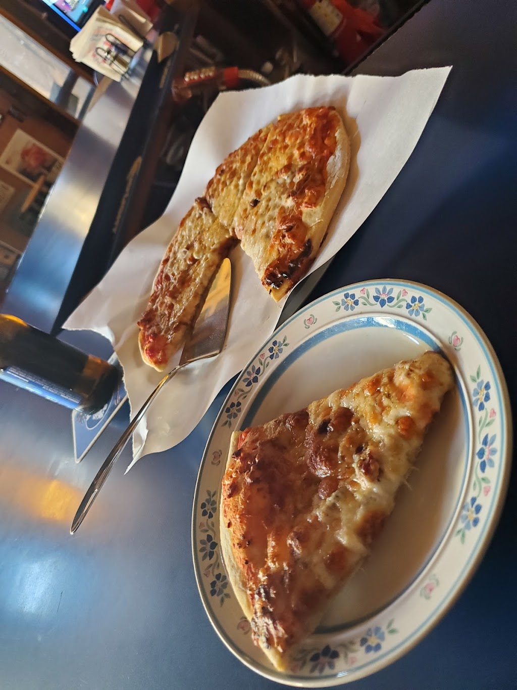 Classic Pizza | 29 Main St, Chester, MA 01011 | Phone: (413) 354-6554