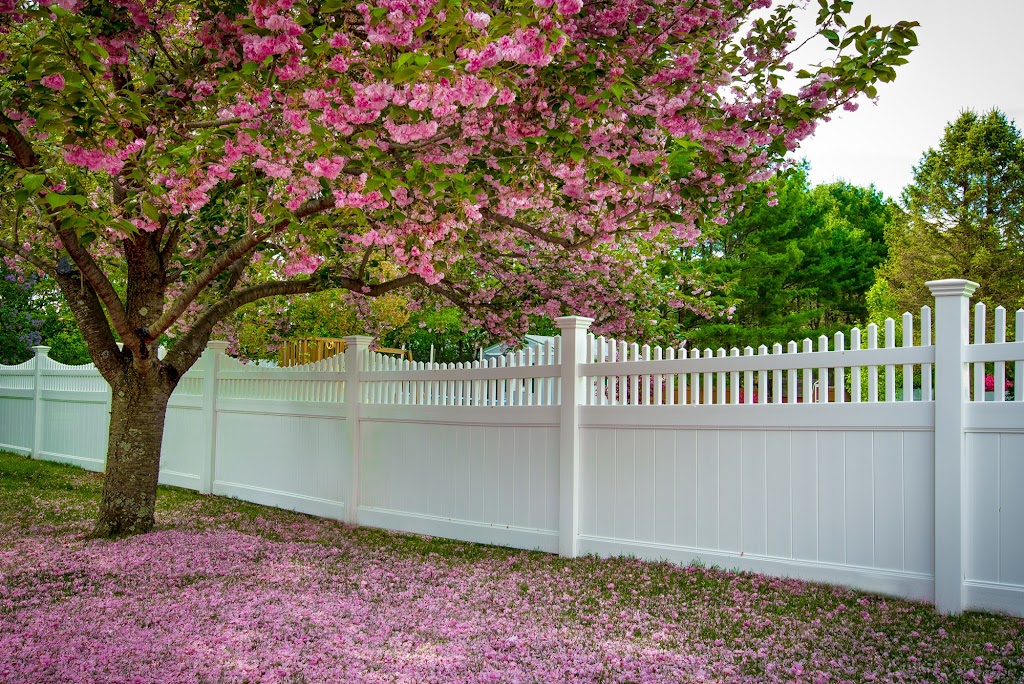 Southington Rustic Fence Company | 134 Queen St, Southington, CT 06489 | Phone: (860) 628-4162