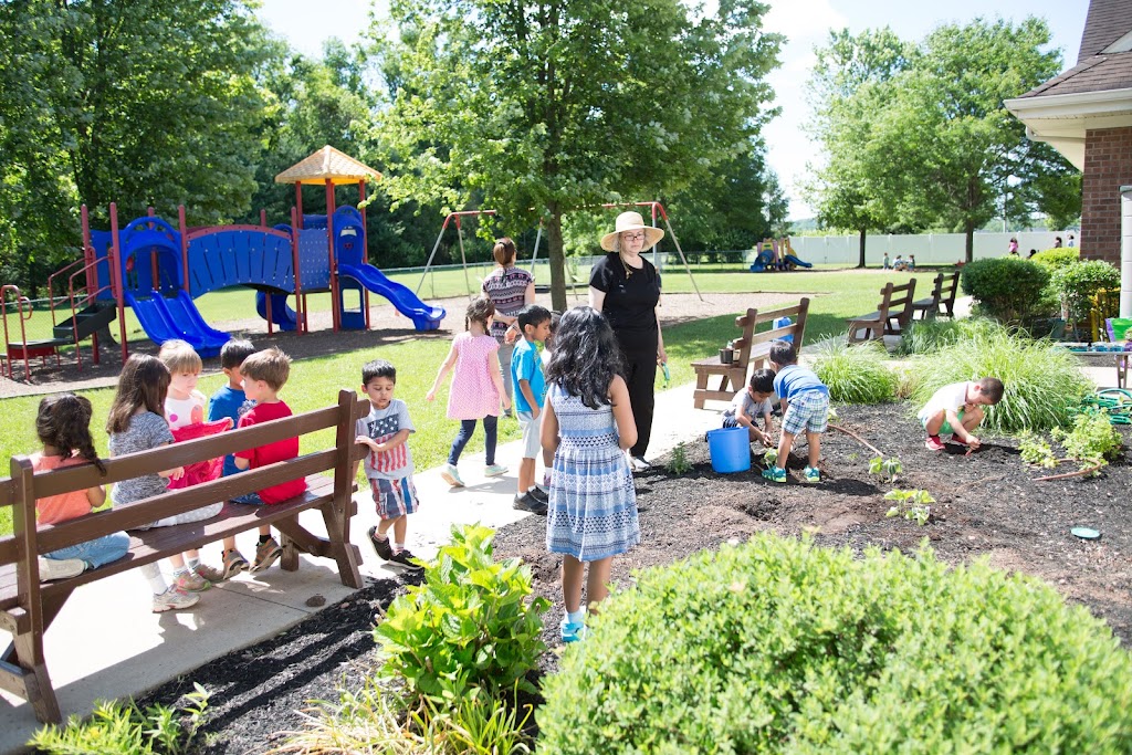 Montgomery Montessori School | 12 Vreeland Dr, Skillman, NJ 08558 | Phone: (609) 252-9696