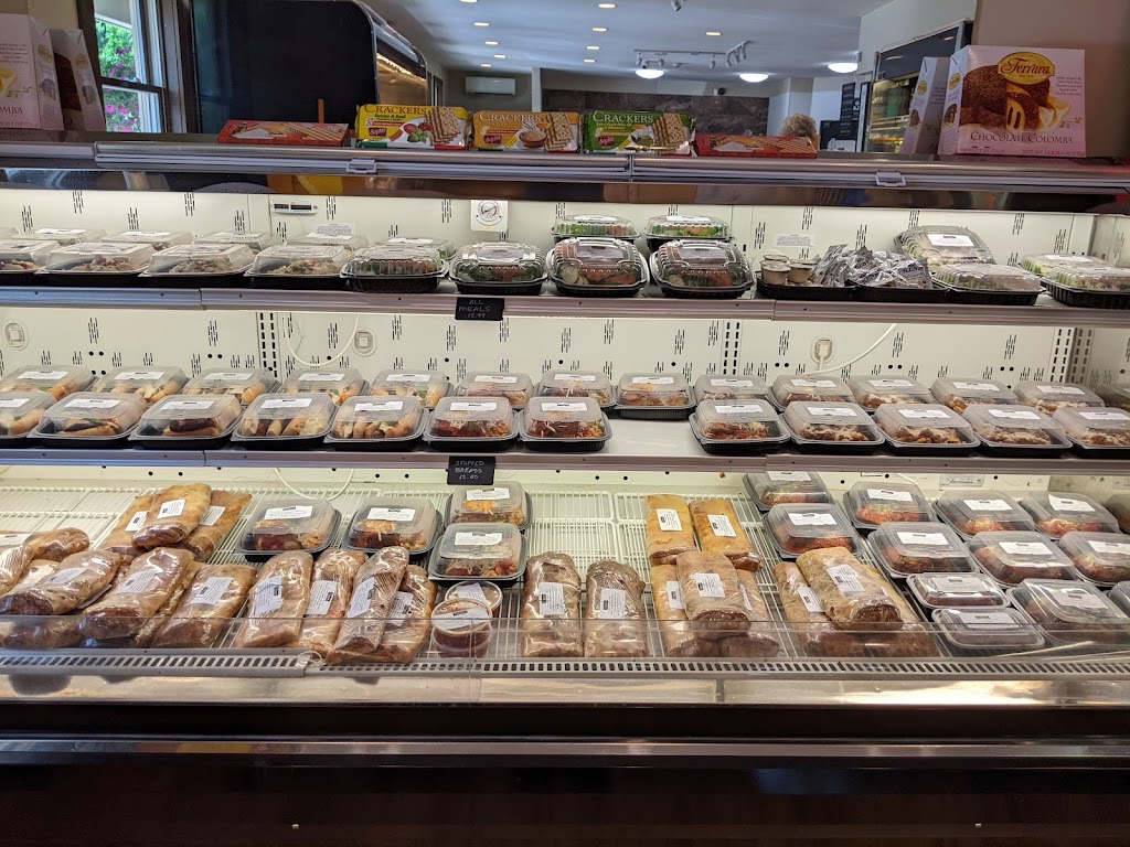 Deliana Market, Deli & Catering | 38 W High St, East Hampton, CT 06424 | Phone: (860) 365-5880