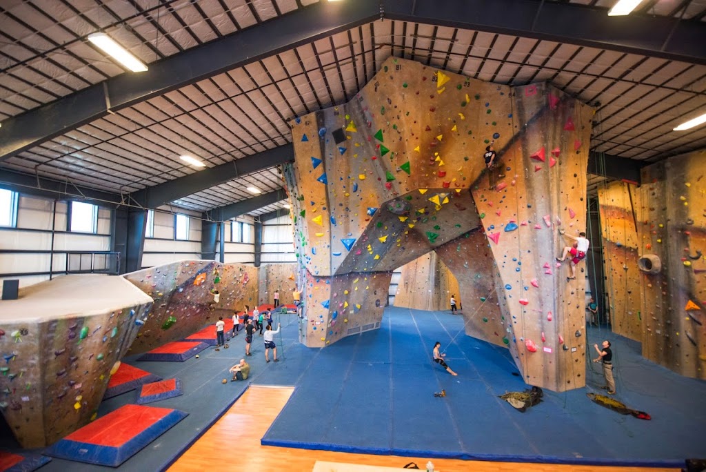 Central Rock Gym | 165 Russell St, Hadley, MA 01035 | Phone: (413) 584-7625