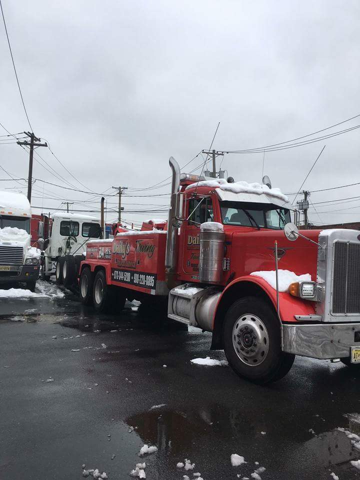 Daily Truck Tire Services Inc | 480 Wilson Ave, Newark, NJ 07105 | Phone: (973) 344-5200