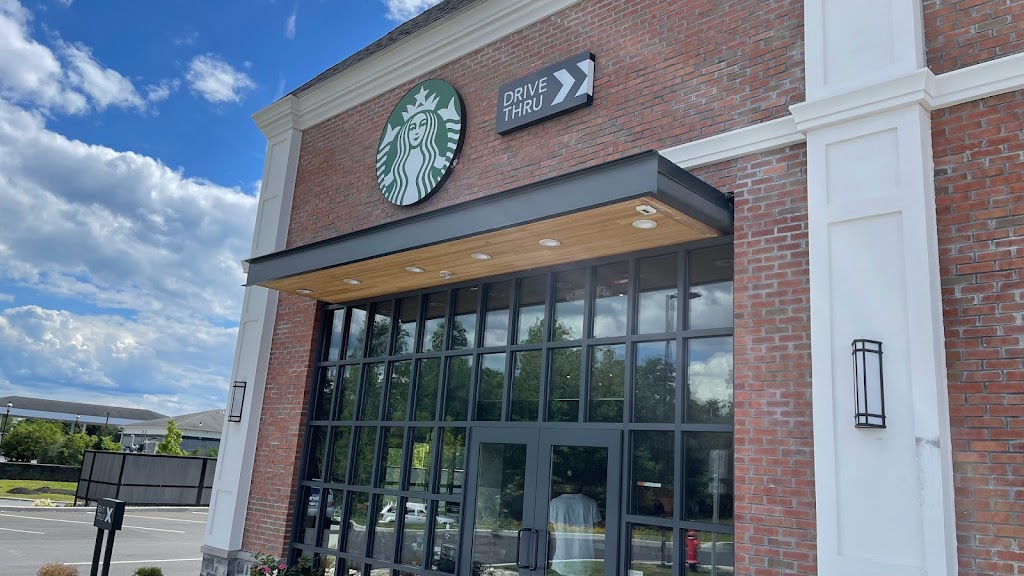 Starbucks | 5 Winslow Gate Rd, Poughkeepsie, NY 12601 | Phone: (845) 575-6736