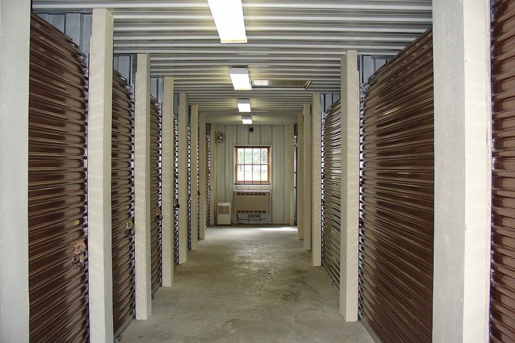 Pocono Mountain Mini Storage | 508 PA-390, Tafton, PA 18464 | Phone: (570) 226-2824