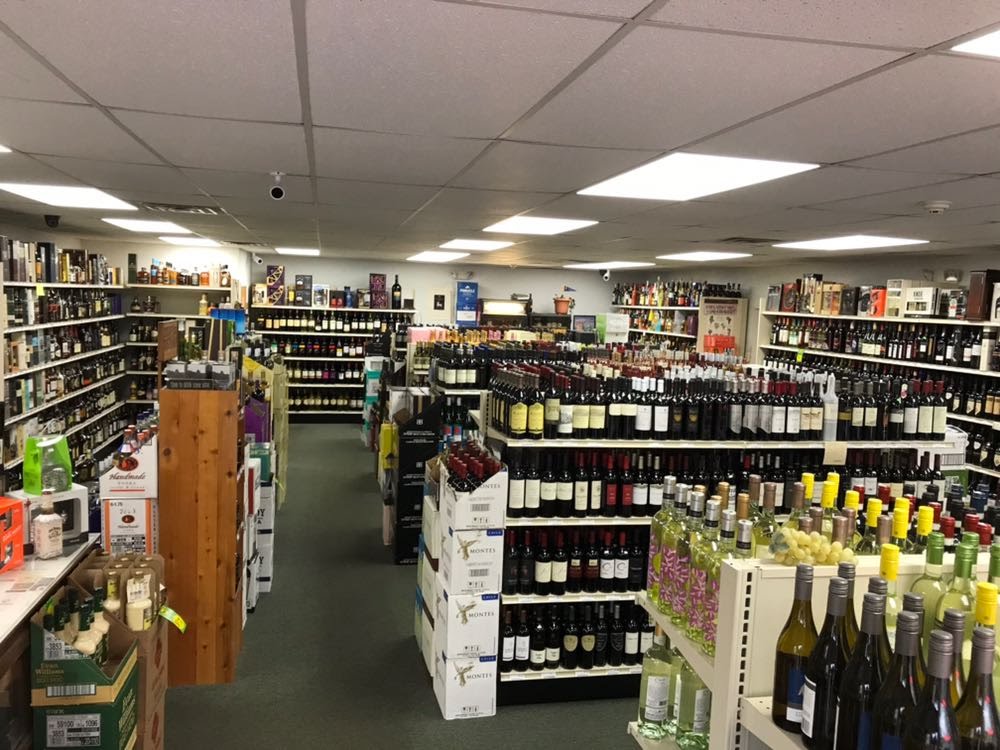 White Lake Wine & Spirit Shop | 1447 NY-17B, White Lake, NY 12786 | Phone: (845) 583-4570