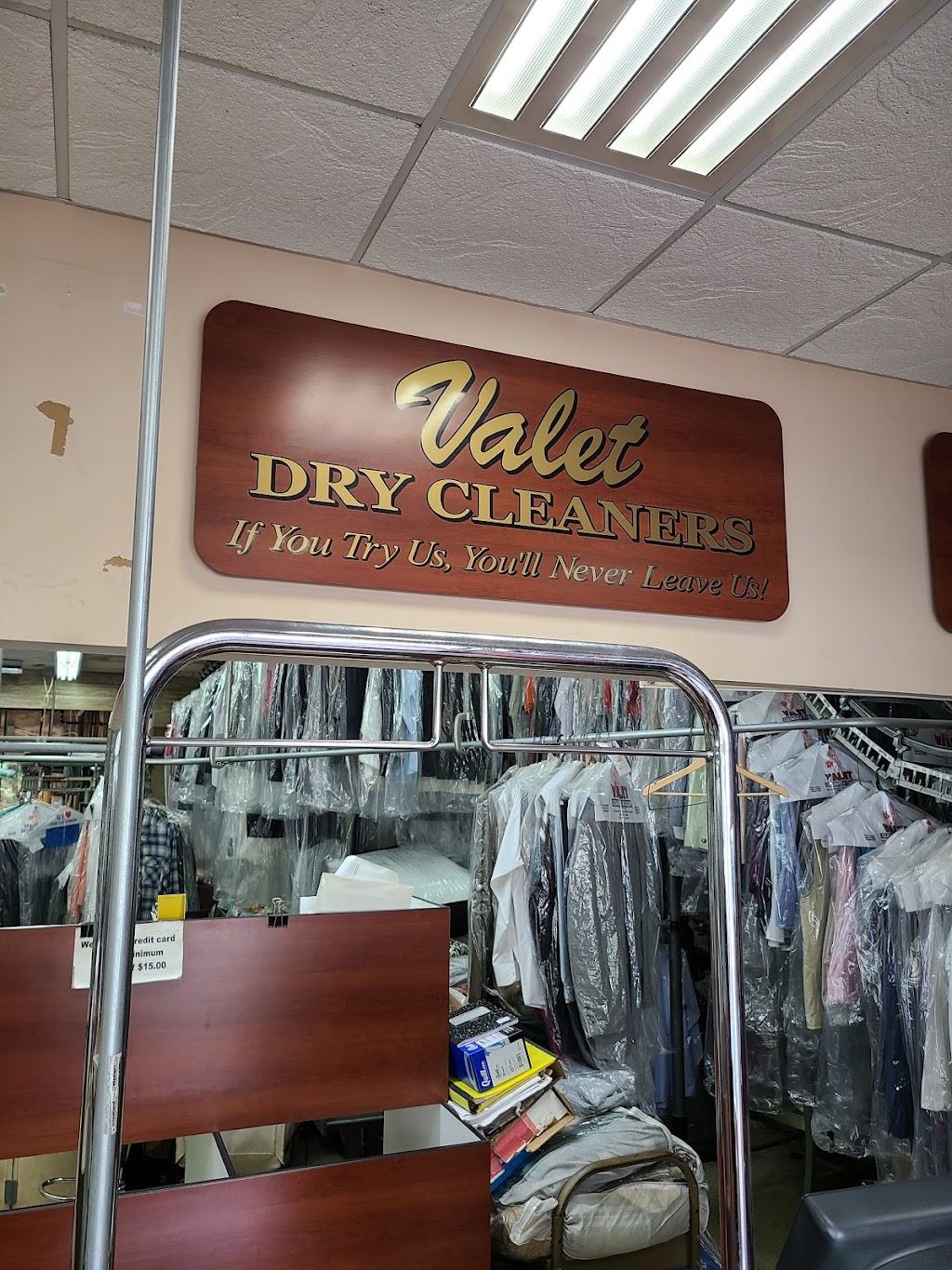 Valet Dry Cleaners Alterations | 1674 US-130, North Brunswick Township, NJ 08902 | Phone: (732) 821-0022