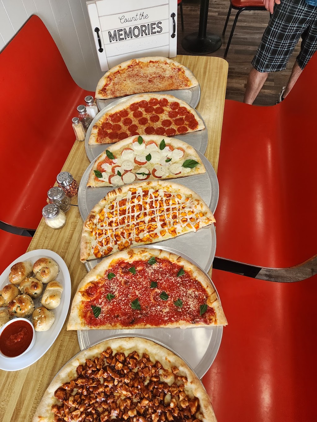 Medford Pizza and Pasta | 176 NJ-70, Medford, NJ 08055 | Phone: (609) 953-9295