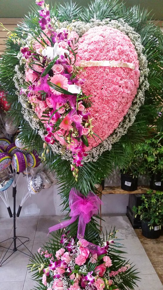 Glendale Floral Design | 7951 Myrtle Ave, Queens, NY 11385 | Phone: (718) 885-4272