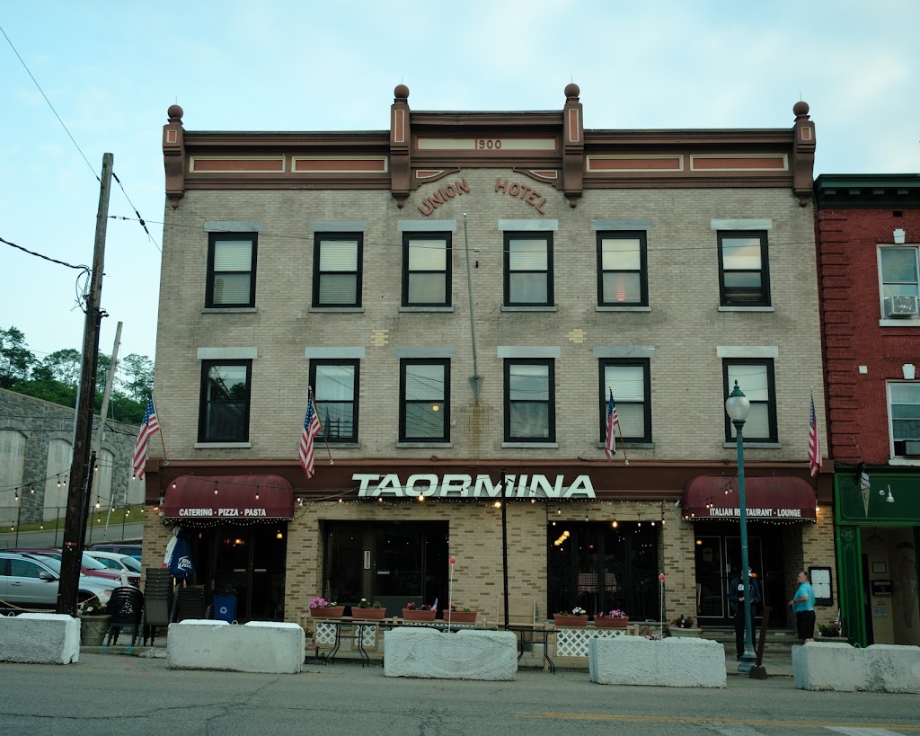 Taormina Trattoria | 59 Hudson Ave, Peekskill, NY 10566 | Phone: (914) 739-4007