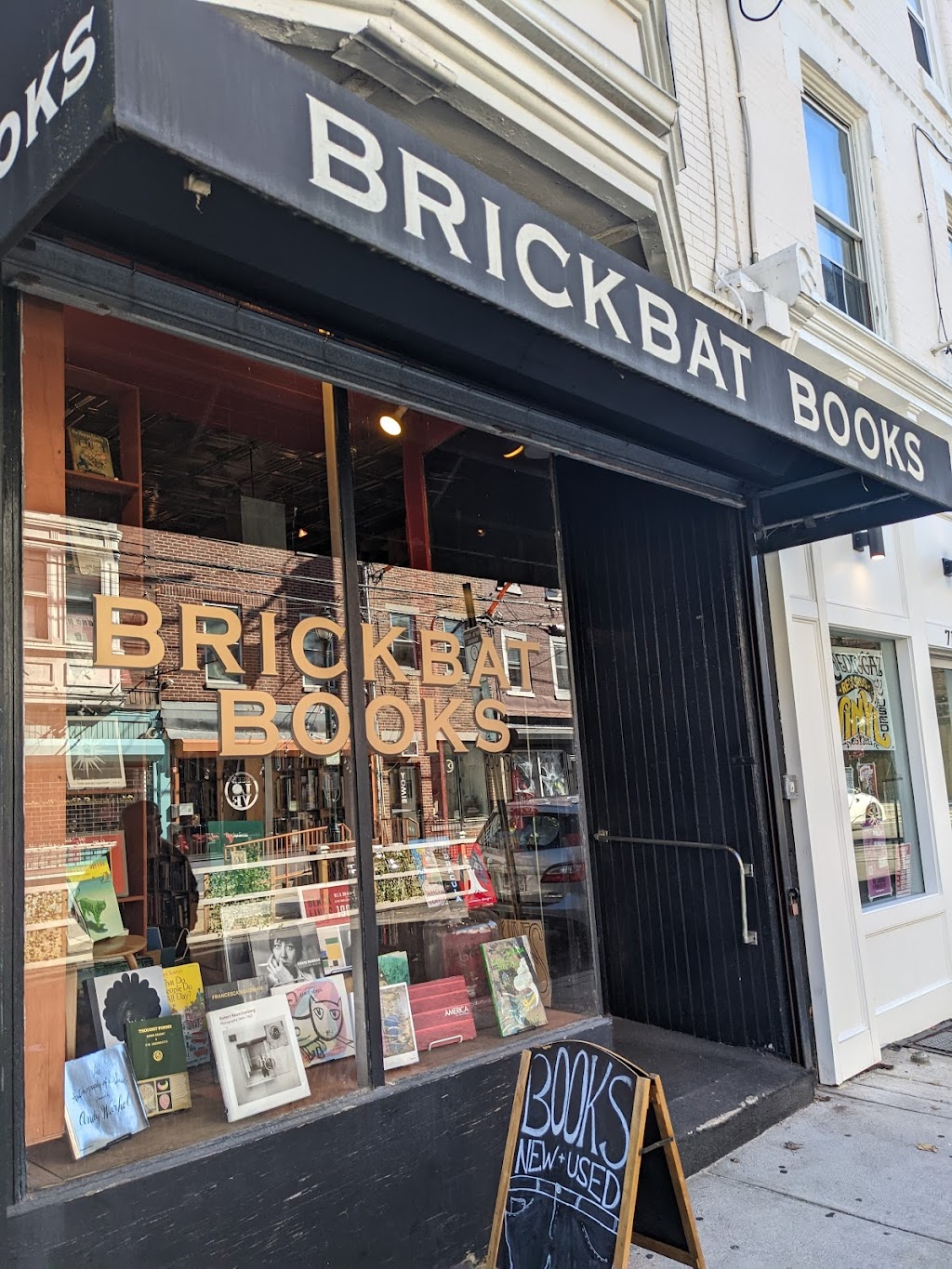 Brickbat Books | 709 S 4th St, Philadelphia, PA 19147 | Phone: (215) 592-1207
