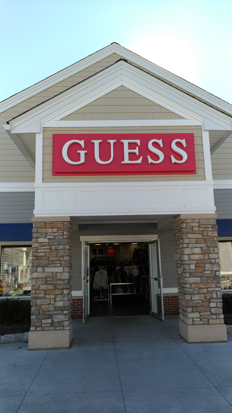 GUESS Factory | 442 Evergreen Ct, Central Valley, NY 10917 | Phone: (845) 928-1294
