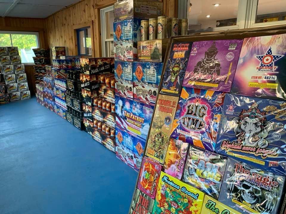 July 4 Ever Fireworks | 2192 US-6, Hawley, PA 18428 | Phone: (570) 390-1000