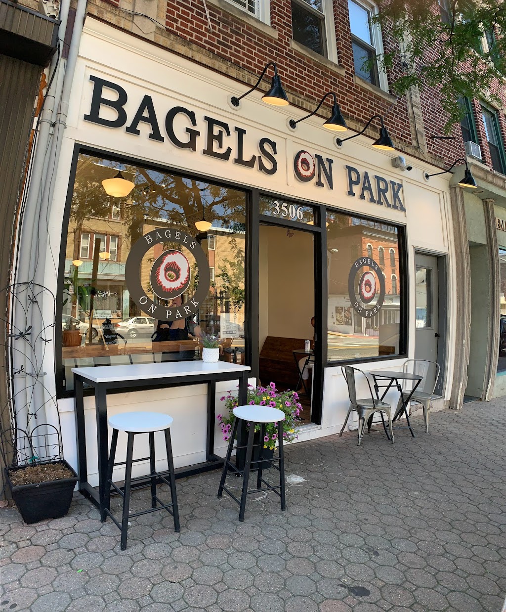 Bagels on Park | 3506 Park Ave, Weehawken, NJ 07086 | Phone: (201) 330-0625