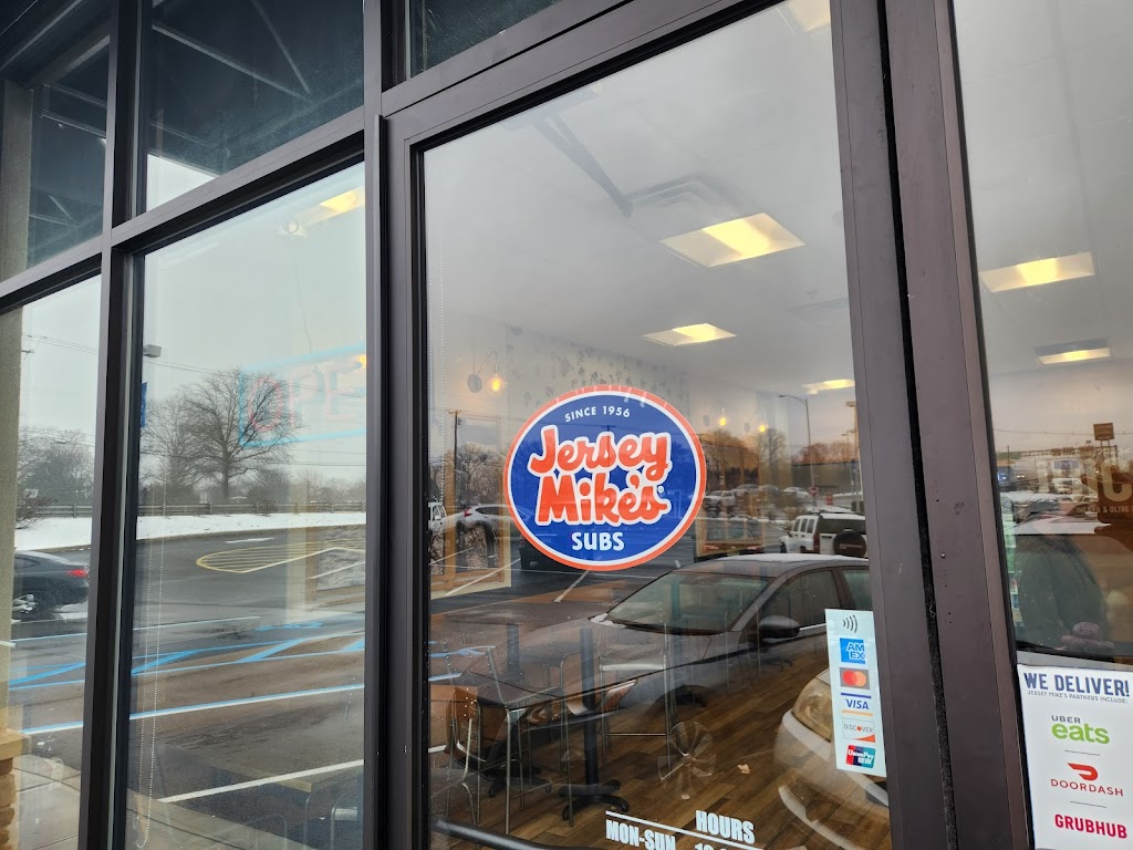 Jersey Mikes Subs | 899 B, St Georges Ave, Woodbridge Township, NJ 07095 | Phone: (732) 734-6858