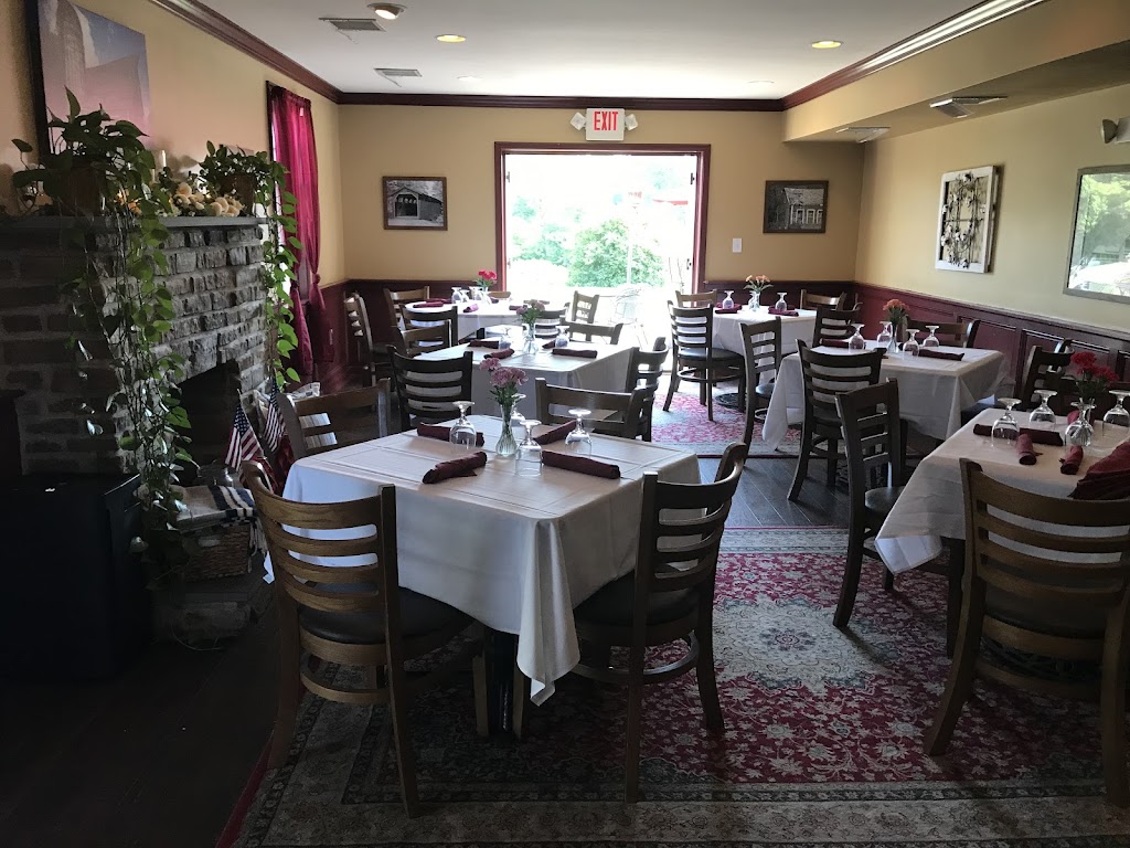 The Farm House Restaurant | 1146 Stump Hall Rd, Skippack, PA 19474 | Phone: (610) 584-5170