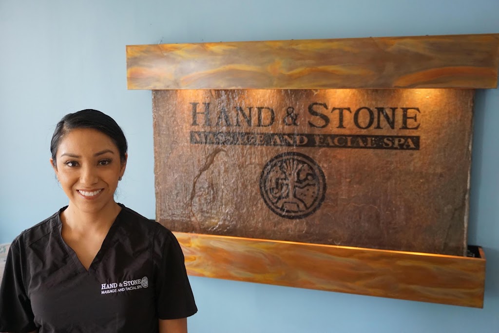 Hand and Stone Massage and Facial Spa | 143 Federal Rd, Brookfield, CT 06804 | Phone: (203) 614-9778