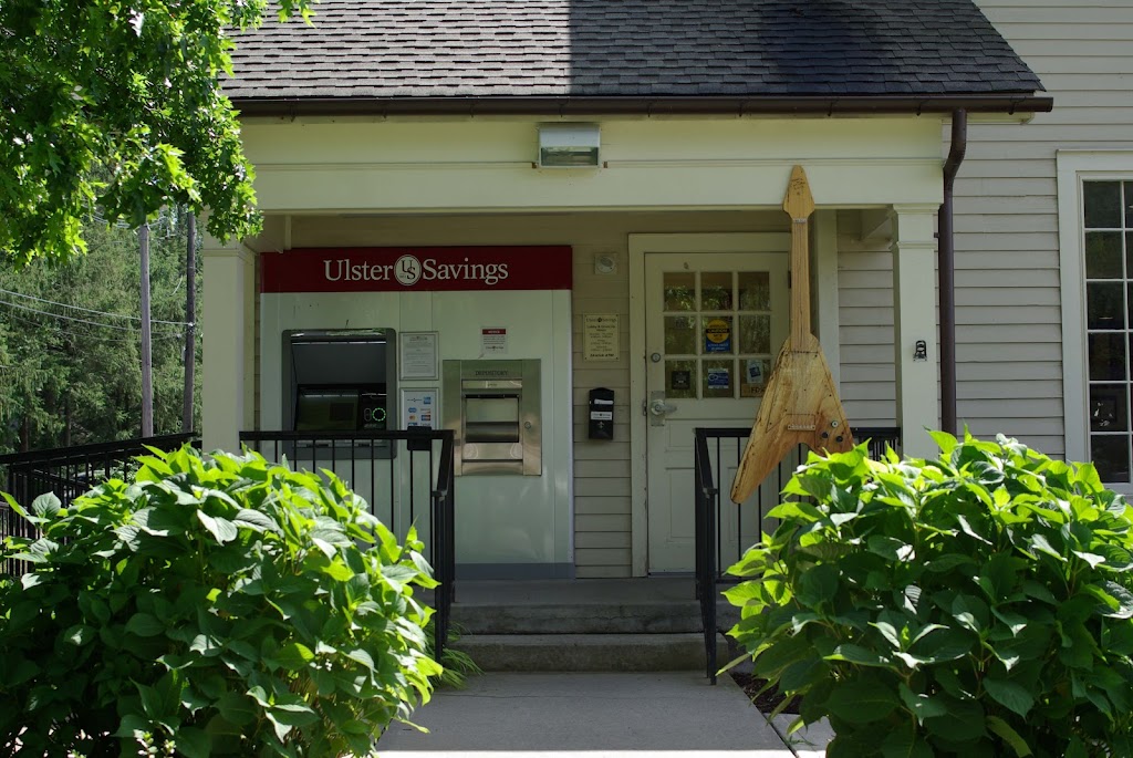Ulster Savings Bank | 68 Mill Hill Rd, Woodstock, NY 12498 | Phone: (845) 679-8434