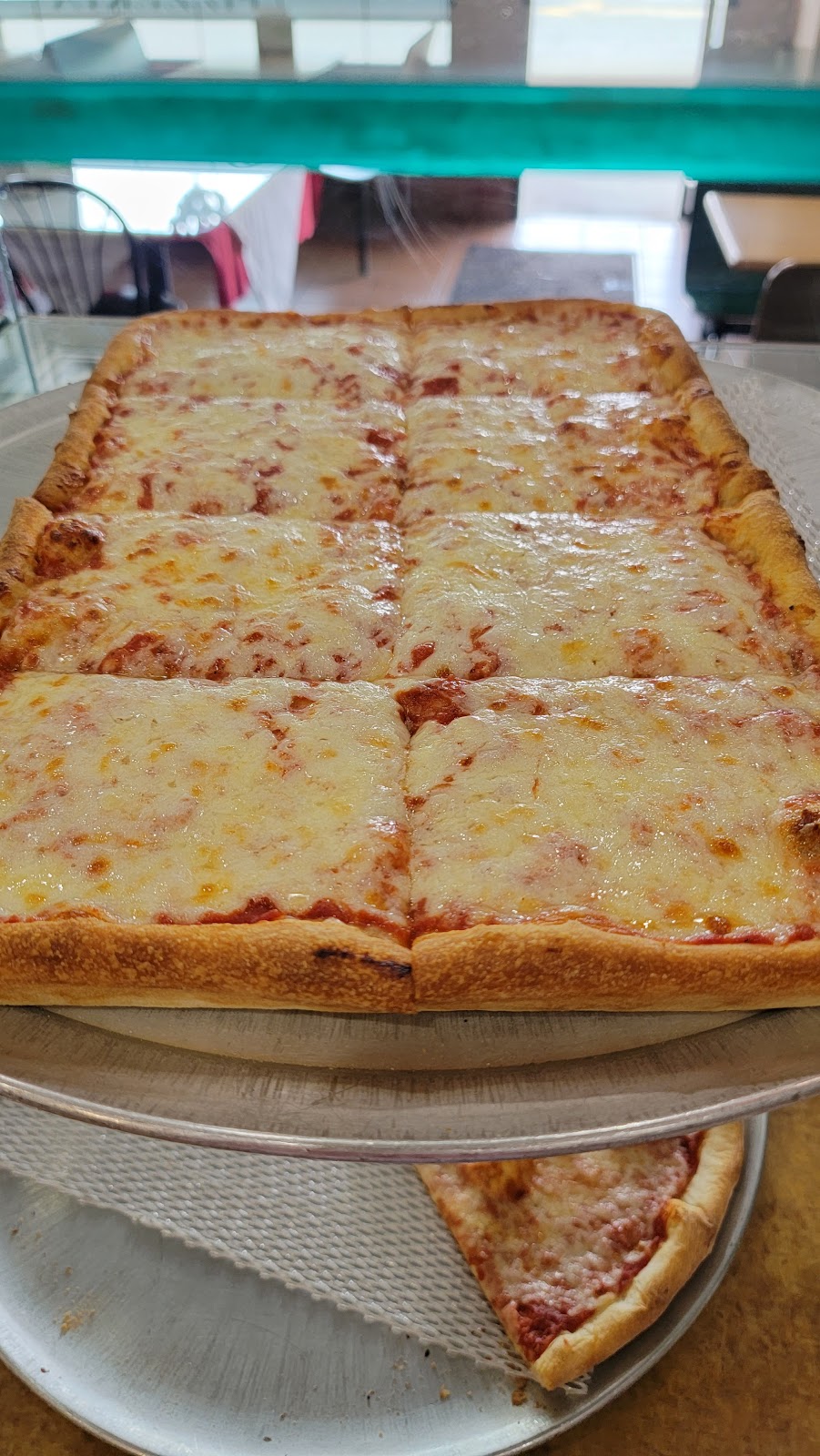 Brothers Pizzeria | 2610 Milford Rd, East Stroudsburg, PA 18301 | Phone: (570) 664-6855