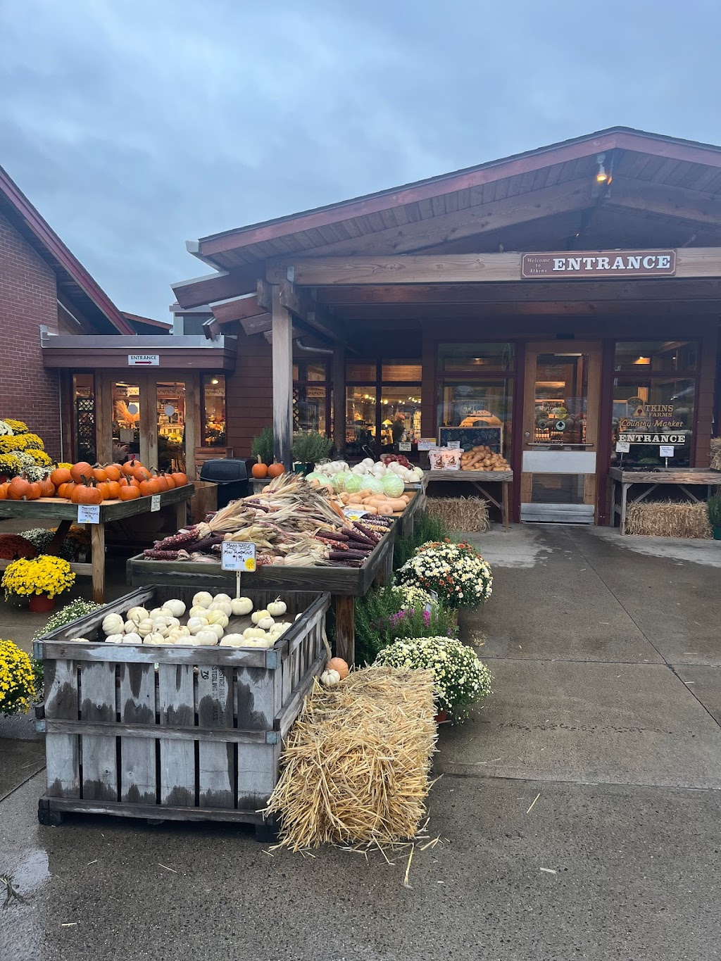 Atkins Farms Country Market | 1150 West St, Amherst, MA 01002 | Phone: (413) 253-9528