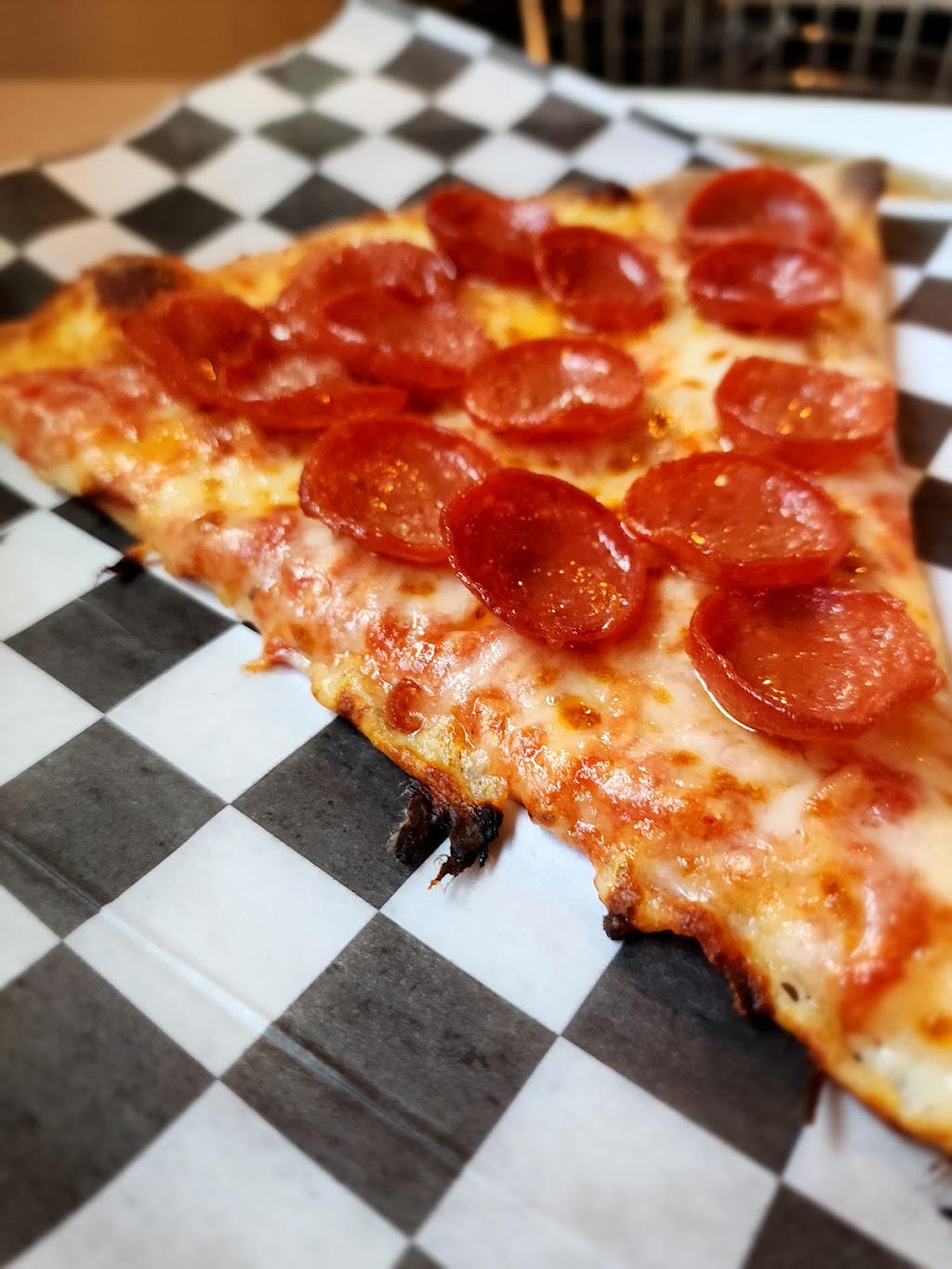 Farmington Pizza + Kitchen | 1019 Farmington Ave, Farmington, CT 06032 | Phone: (860) 677-4341